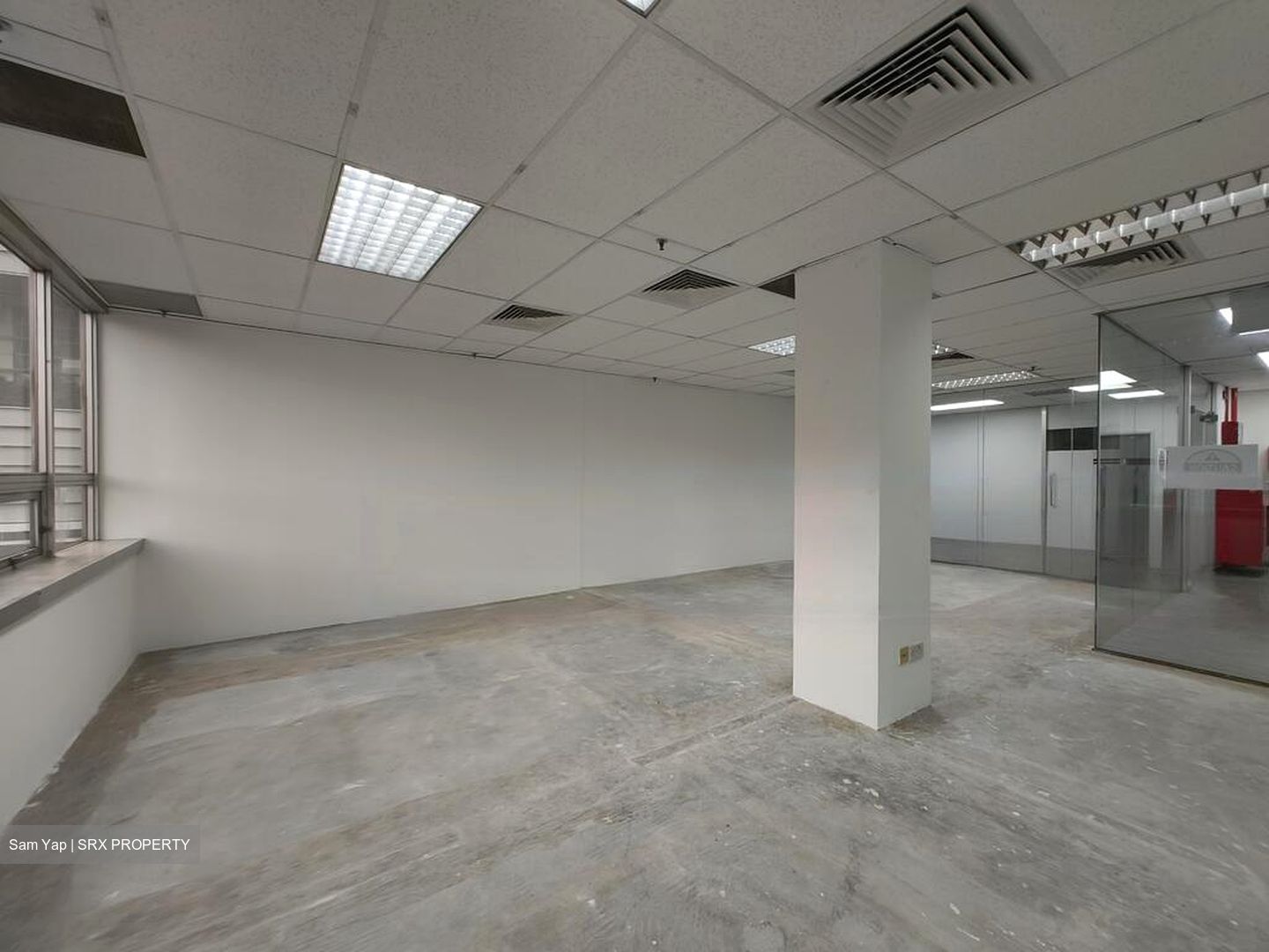 North Bridge Centre (D7), Office #450951491